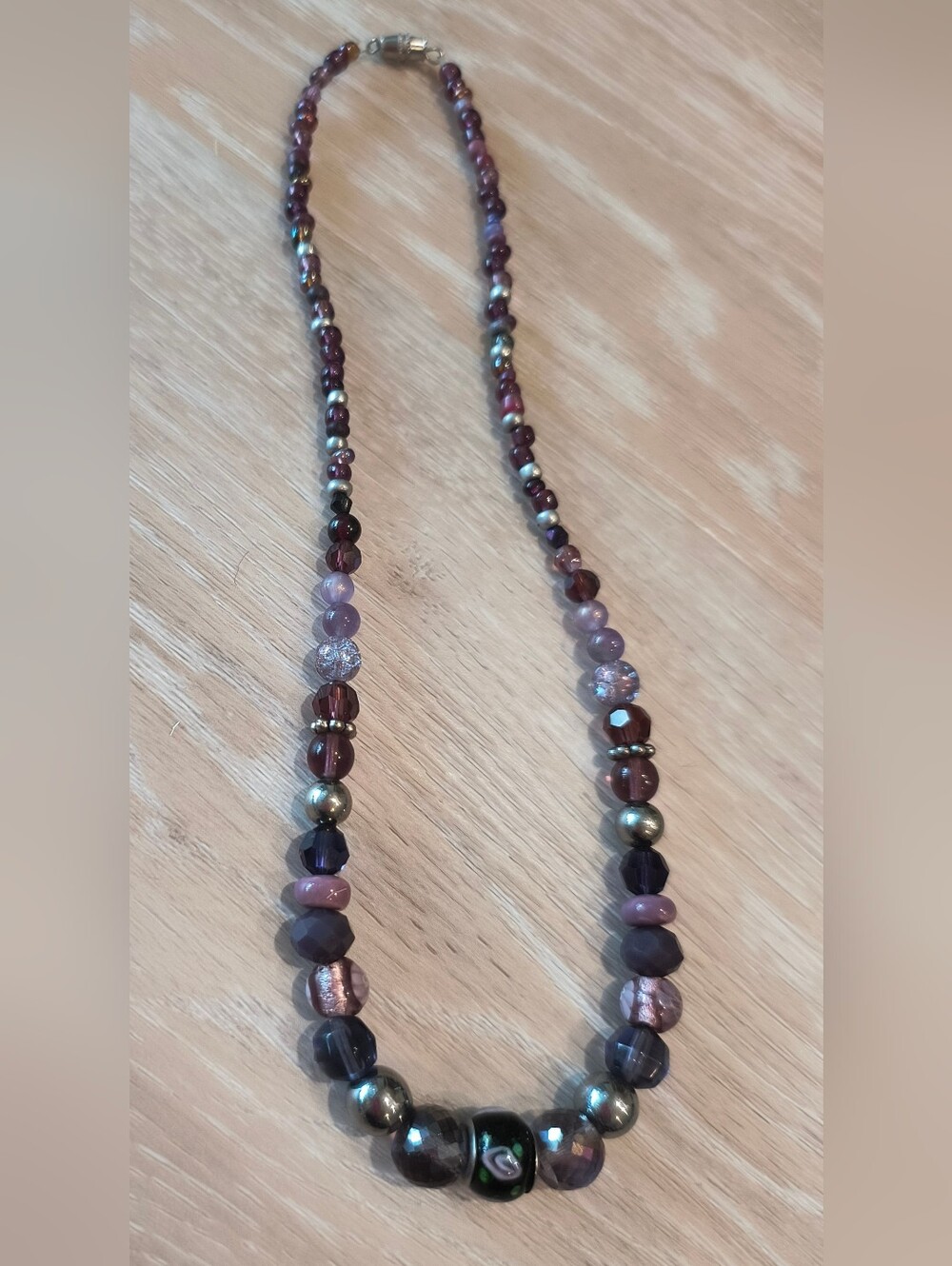 Five Handcrafted Beaded Necklaces - Picture 6 of 7